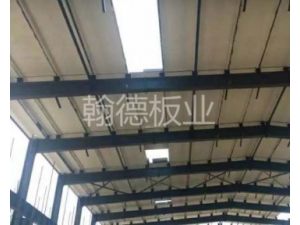 钢框轻质复合屋面板